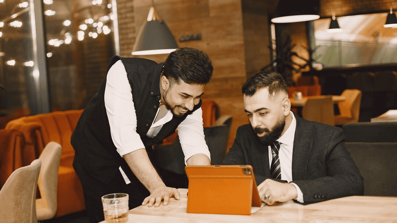 B2B Partnerships for Restaurants: Unlocking Growth Through Strategic Collaborations